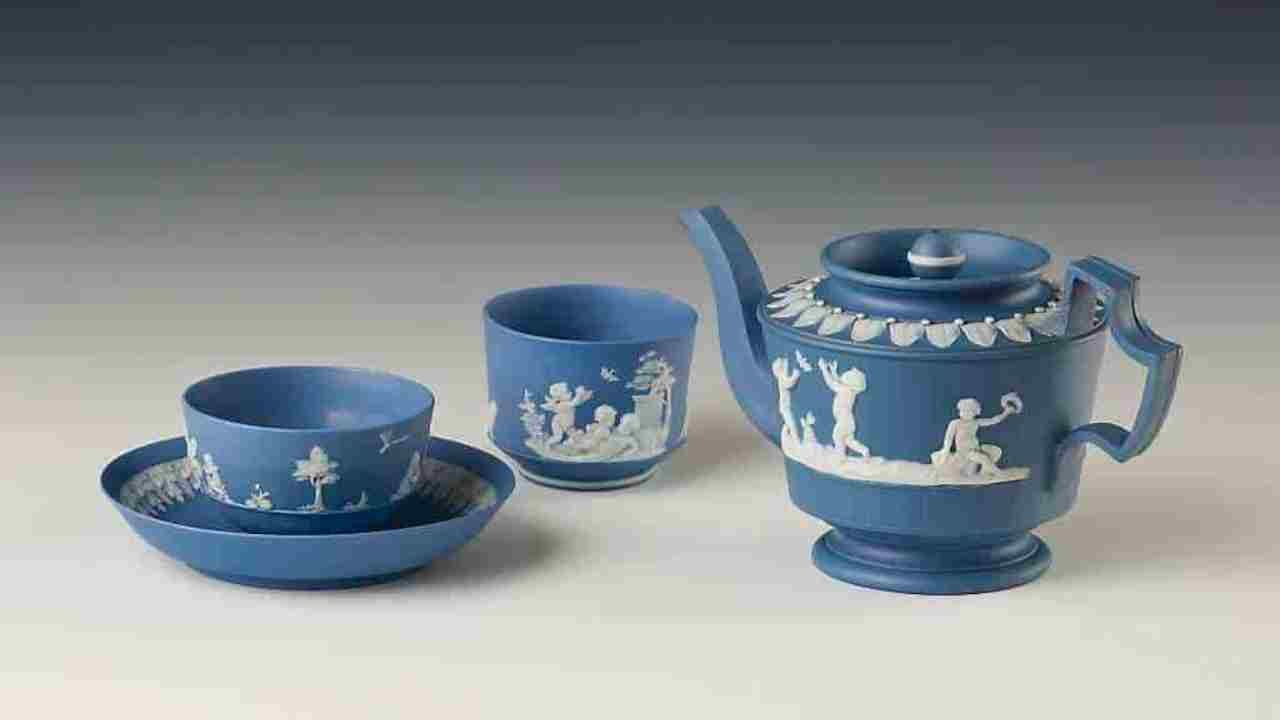 How to Clean Wedgwood Jasperware