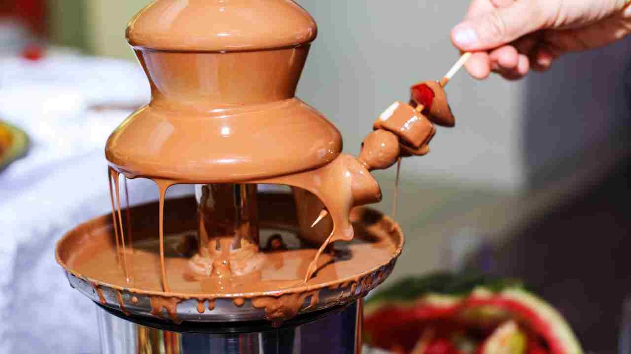 How to Clean a Chocolate Fountain