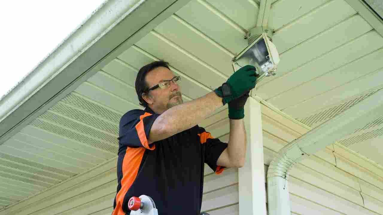 How to Clean Bugs Out of Light Fixtures