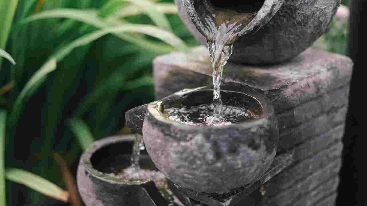 How to Clean Garden Fountain