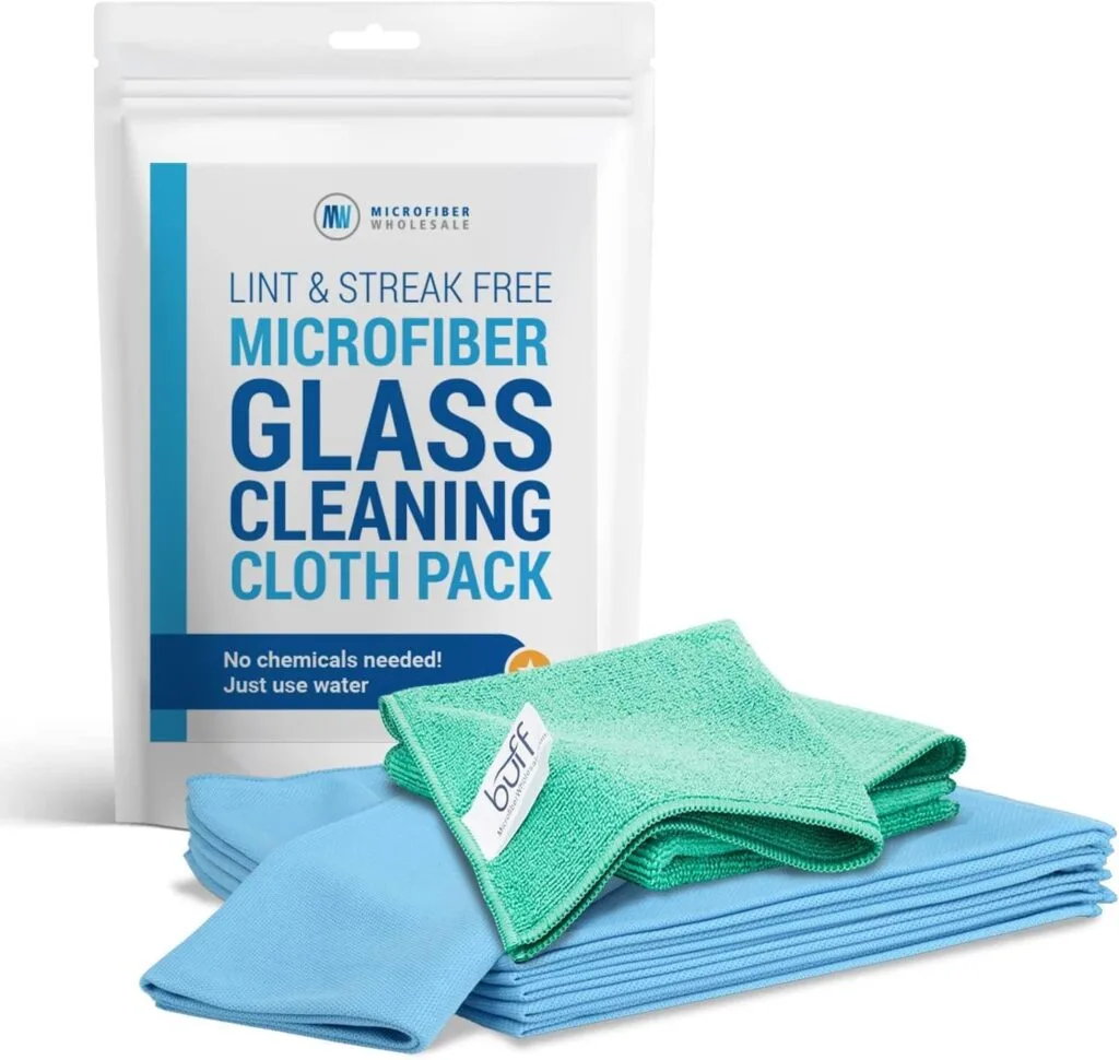 Microfiber Glass Cleaning Cloths | Streak Free Windows  Mirrors | Lint Free Towels | Car Windows Wipes | Polishing Rags | Machine Wash- Blue, Green (8 Pack)