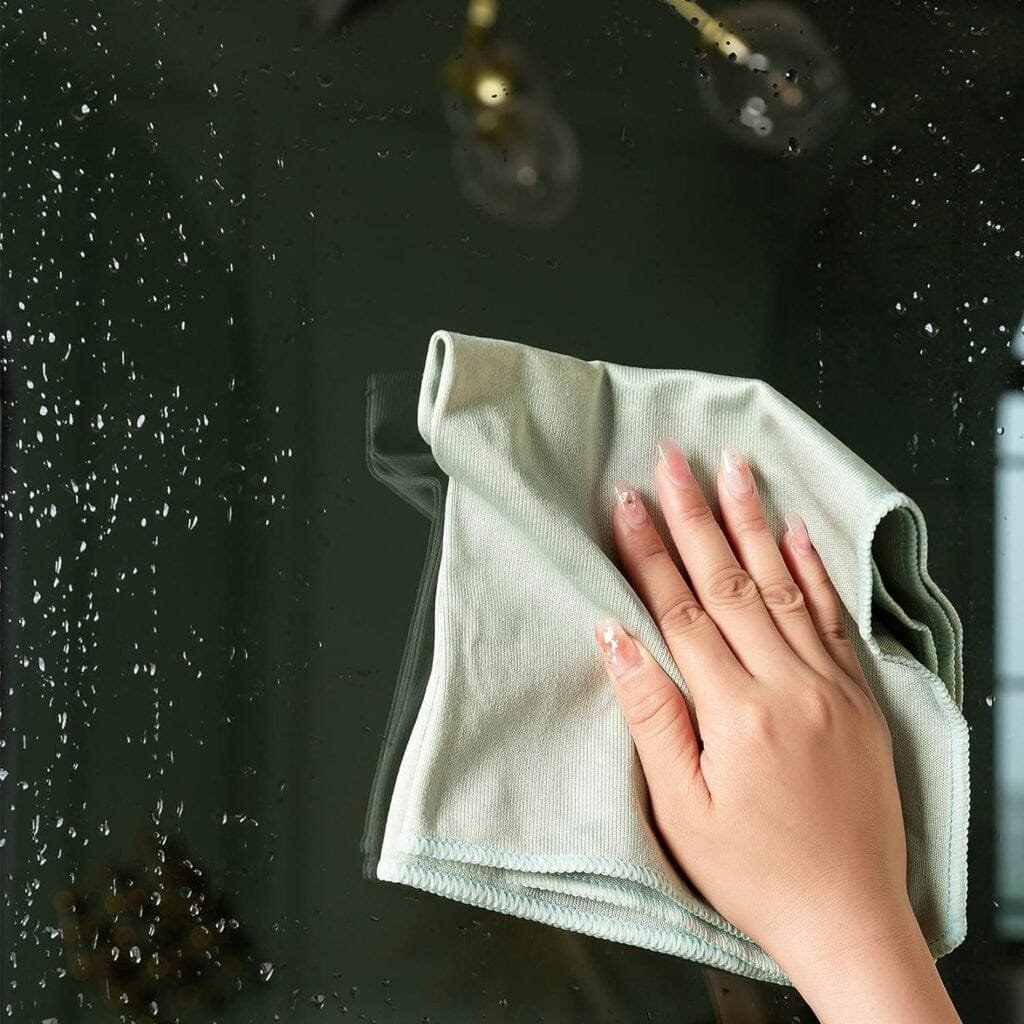 Puomue 6 Pack Microfiber Glass Cleaning Cloth, 16 Inch X 16 Inch, Lint Free Quickly Clean Window, Glasses, Windshields, Mirrors, and Stainless Steel, Blue